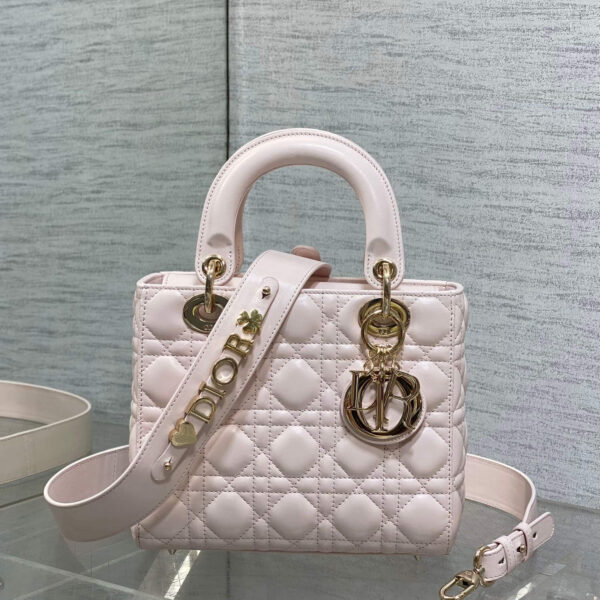 D-Joy Bag (حقيبة دي-جوي)