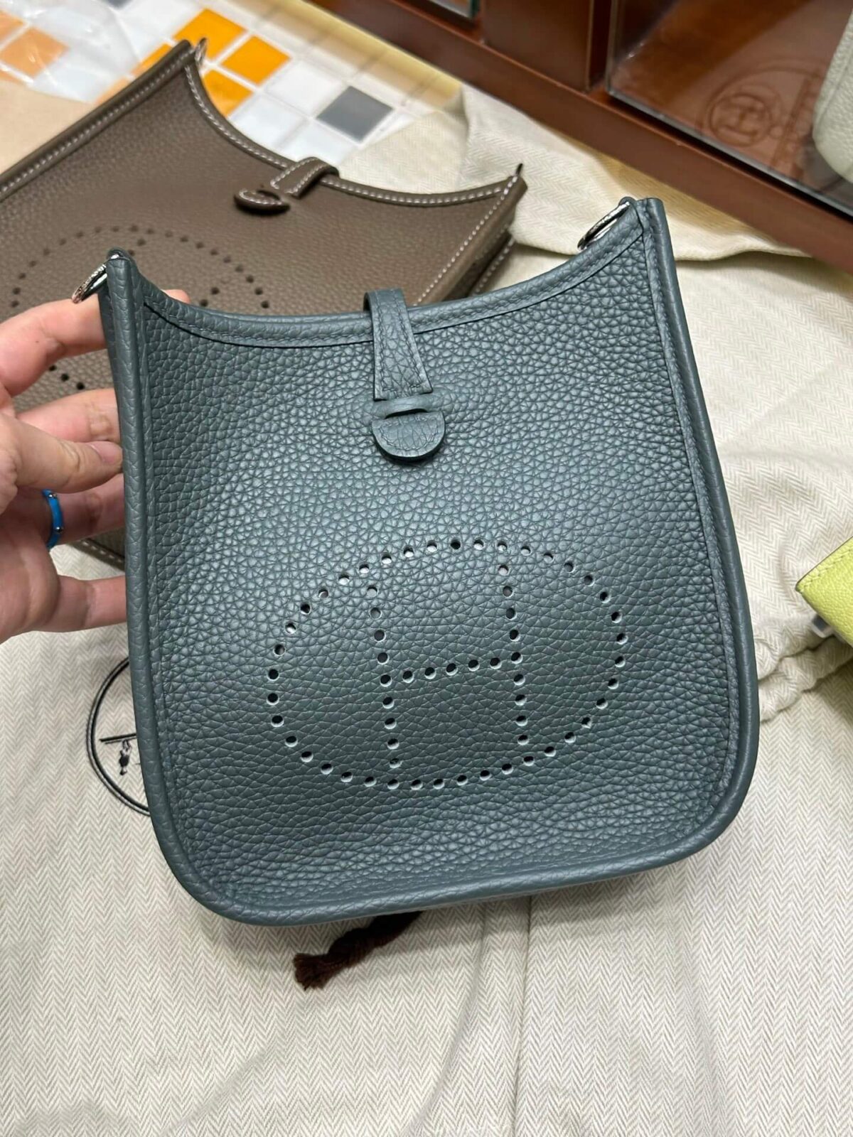Mini Evelyne TPM (18cm /TPM)- حقيبة إيفلين ميني - Image 12
