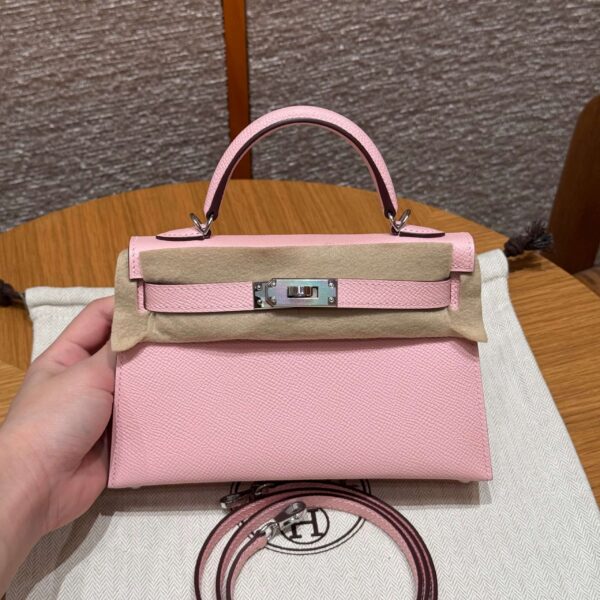 Mini Kelly Bag (حقيبة ميني كيلي)