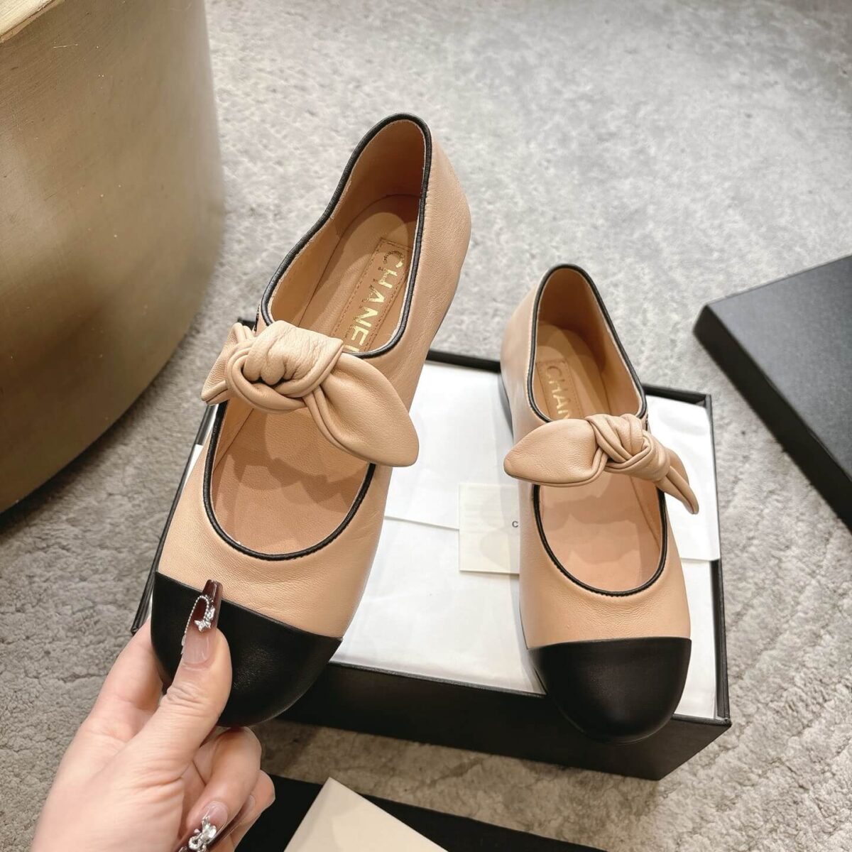 Soft Ballet Flats حذاء شانيل - Image 4