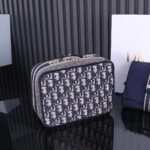 Original Small Embroidered Cosmetic Bag (حقيبة تجميل صغيرة مطرزة أصلية) - Image 6