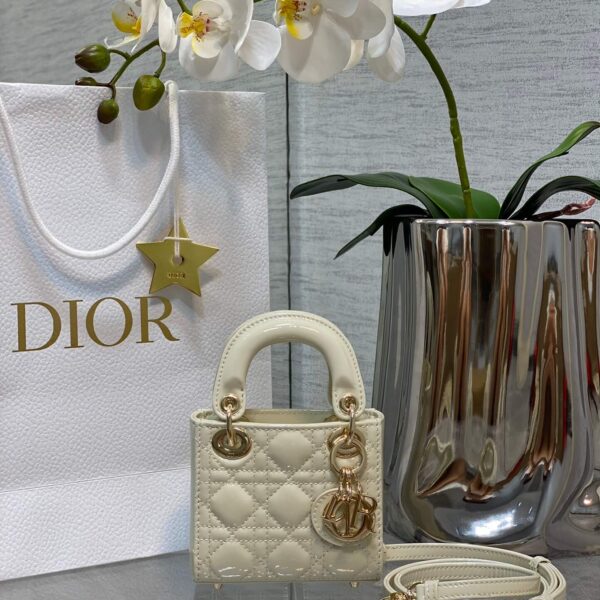 Lady's D Micro Series Bag (حقيبة سلسلة ميكرو ليدي دي)