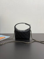 Mini Hobo Bag (حقيبة هوبو صغيرة) - Image 2