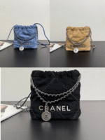 22 Mini Handbag حقيبة يد صغيرة