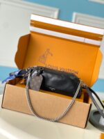 Pochette Vibe Handbag - Image 2