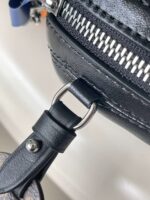 Pochette Vibe Handbag - Image 6