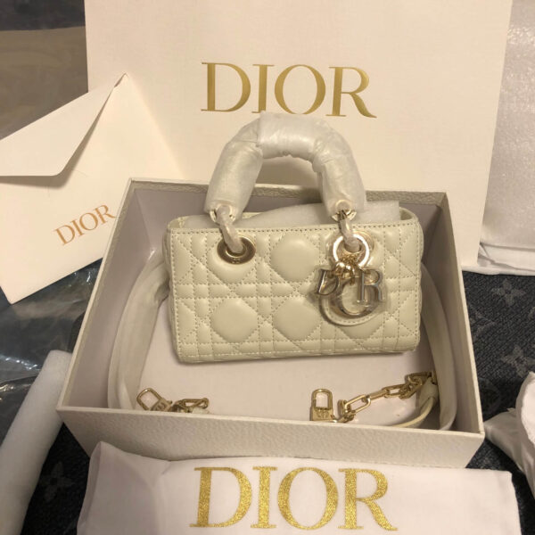 D-Joy Bag ( حقيبة دي-جوي)