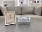 Lady D Pearl Clutch (حقيبة كلاتش ليدي دي بيرل) - Image 17