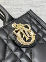 D Tote’s Bag (حقيبة دي توت) - Image 7