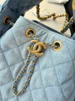 25 Mini Hobo Bag  (حقيبة هوبو ميني ٢٥) - Image 3