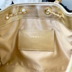 25 Mini Hobo Bag  (حقيبة هوبو ميني ٢٥) - Image 11