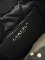 22 Mini Handbag حقيبة يد صغيرة - Image 10