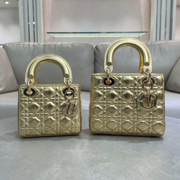 Lady D My Bag – Sheepskin (حقيبة ليدي دي ماي – جلد الغنم)