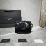 Niki Medium Bag (حقيبة نيكي ميديم)