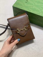 Horsebit Mini Phone Bag (حقيبة هاتف ميني هورسبيت)