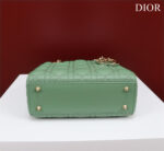 Small Lady Dior Bag (الصغيرة حقيبة ليدي ديور) - Image 4