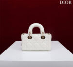 Lady D-Joy Micro Bag (	حقيبة "ليدي دي-جوي" مايكرو) - Image 3