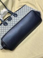 Ophidia Medium Tote Bag ( حقيبة توت متوسطة أوفيديا ) - Image 5