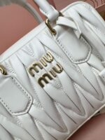 Matelassé Bowling Bag   ماتيلاسيه  بولينج  حقيبة - Image 4