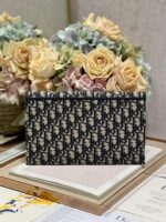 D Bobby Clutch (حقيبة دي بوبي كلاتش) - Image 3