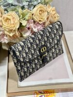 D Bobby Clutch (حقيبة دي بوبي كلاتش) - Image 4