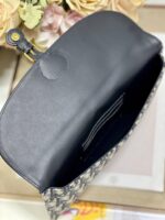 D Bobby Clutch (حقيبة دي بوبي كلاتش) - Image 7