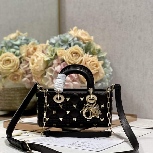 LADY D-JOY Handbag (حقيبة ليدي دي-جوي)