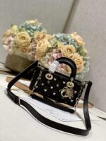 LADY D-JOY Handbag (حقيبة ليدي دي-جوي) - Image 4