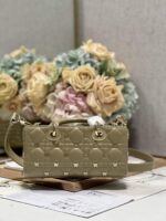 LADY D-JOY Handbag (حقيبة ليدي دي-جوي) - Image 8
