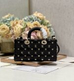 LADY D-JOY Handbag (حقيبة ليدي دي-جوي) - Image 3