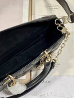 LADY D-JOY Handbag (حقيبة ليدي دي-جوي) - Image 7