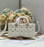 LADY D-JOY Handbag (حقيبة ليدي دي-جوي) - Image 7