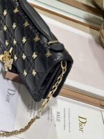 Lady D Pearl Clutch (حقيبة ليدي دي بيرل كلاتش) - Image 4