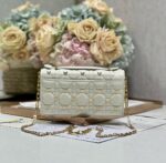 Lady D Pearl Clutch (حقيبة ليدي دي بيرل كلاتش) - Image 2