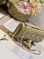 Lady D Pearl Clutch (كلاتش ليدي دي اللؤلؤي) - Image 9