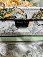 D Book Tote Shopping Bag (حقيبة تسوق دي بوك توت) - Image 3