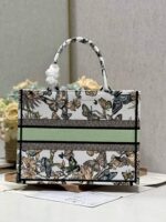 D Book Tote Shopping Bag (حقيبة تسوق دي بوك توت) - Image 4