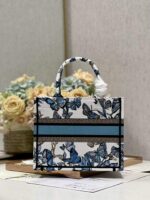 D Book Tote Shopping Bag (حقيبة تسوق دي بوك توت) - Image 5