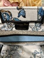 D Book Tote Shopping Bag (حقيبة تسوق دي بوك توت) - Image 6