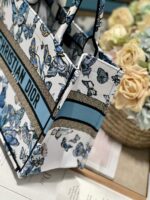 D Book Tote Shopping Bag (حقيبة تسوق دي بوك توت) - Image 7