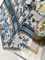 D Book Tote Shopping Bag (حقيبة تسوق دي بوك توت) - Image 8