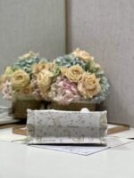 D Book Tote Shopping Bag (حقيبة تسوق دي بوك توت) - Image 4