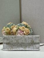 D Book Tote Shopping Bag (حقيبة تسوق دي بوك توت) - Image 3