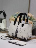 D Toujours Handbag (حقيبة دي توجور) - Image 6
