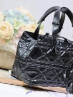 D Toujours Handbag (حقيبة دي توجور) - Image 3