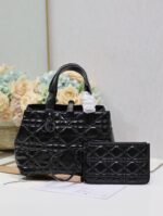 D Toujours Handbag (حقيبة دي توجور)