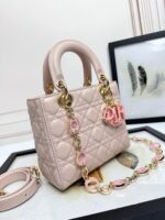 Lady D Sheepskin Bag(حقيبة ليدي ديور جلد الغنم) - Image 2