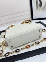 Lady D Sheepskin Suede Bag (حقيبة ليدي ديور جلد الغنم المدبوغ) - Image 4