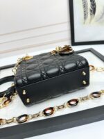 Lady D Sheepskin Bag (حقيبة ليدي ديور جلد الغنم) - Image 4