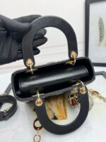 Lady D Compartment Bag (حقيبة ليدي ديور جلد الحمل) - Image 4